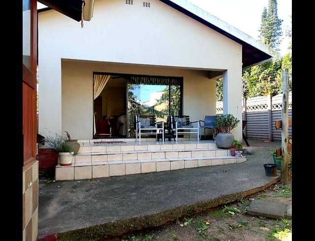 4 BEDROOM FREESTANDING FOR SALE IN SCOTTBURGH SOUTH